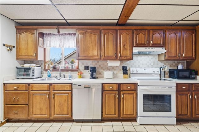 4 Grant St, Carroll Twp, PA 15063