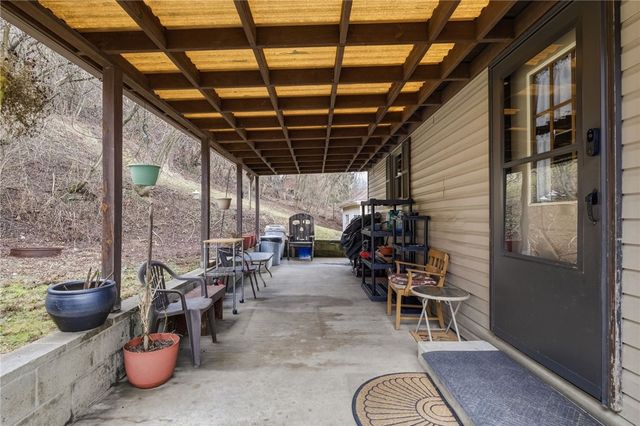 4 Grant St, Carroll Twp, PA 15063