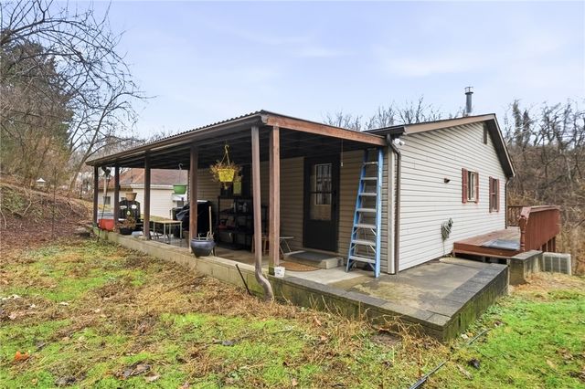 4 Grant St, Carroll Twp, PA 15063