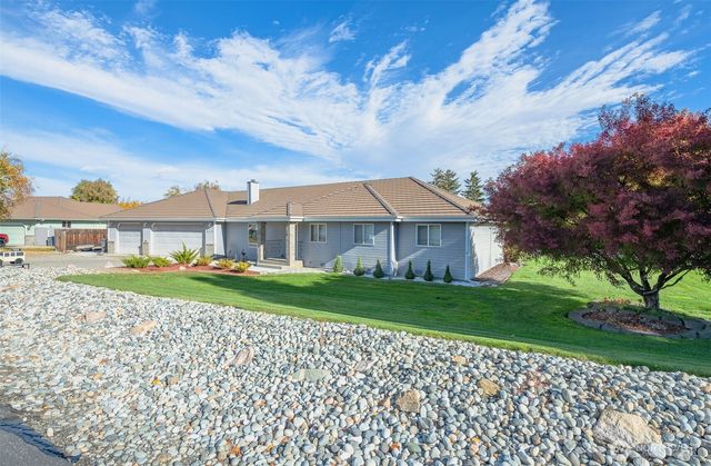 613 Meadow Drive, Wenatchee, WA 98801
