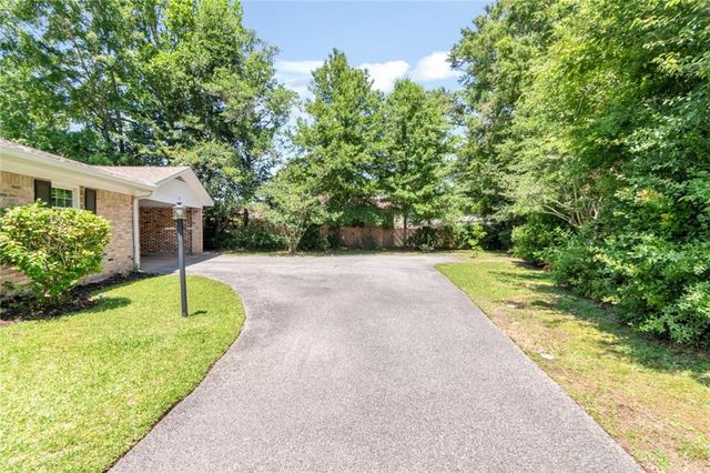 600 Burlington Court, Mobile, AL 36608