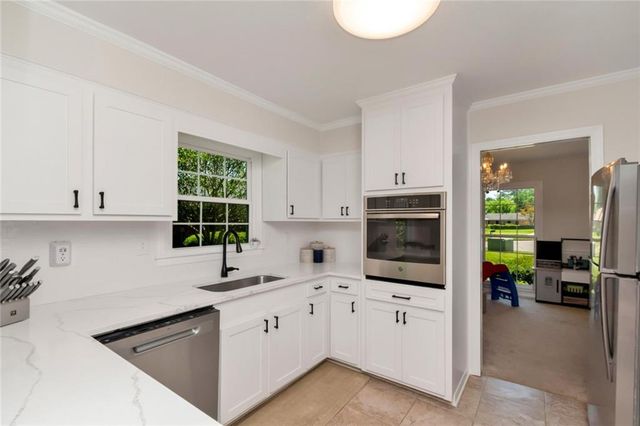 600 Burlington Court, Mobile, AL 36608