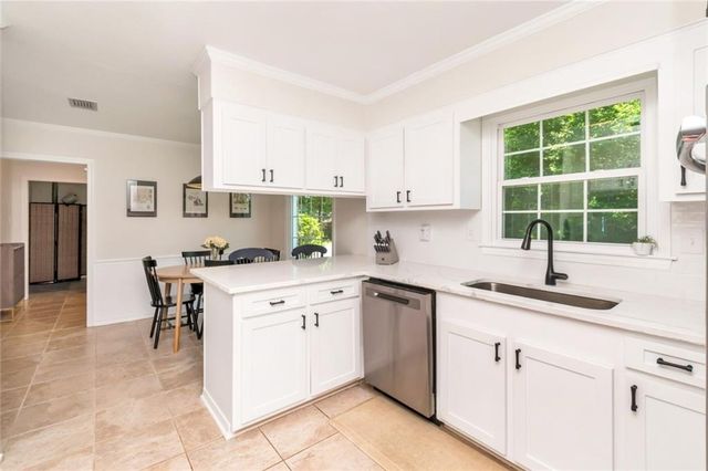 600 Burlington Court, Mobile, AL 36608