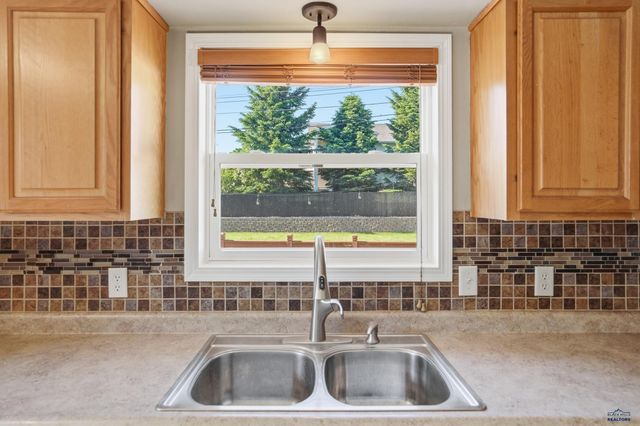 713 E GRANT, Spearfish, SD 57783