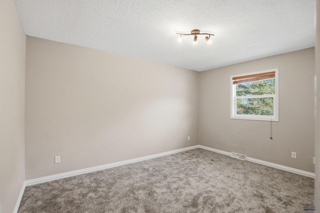 713 E GRANT, Spearfish, SD 57783