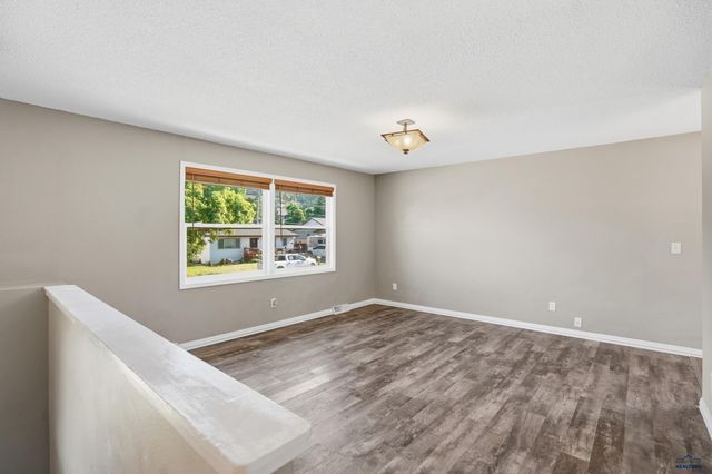 713 E GRANT, Spearfish, SD 57783
