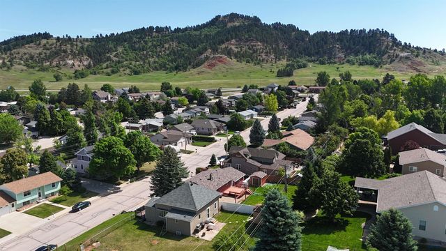 713 E GRANT, Spearfish, SD 57783