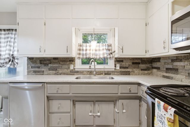 925 Shellbark Road, Anderson, IN 46011