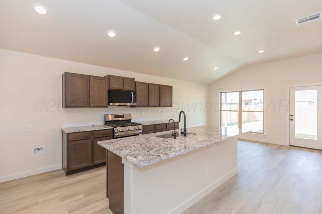 7602 Arlo Drive, Amarillo, TX 79119