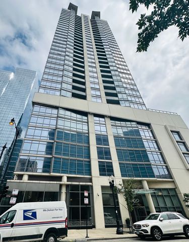 100 E 14th Street 2409, Chicago, IL 60605