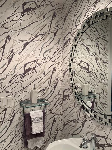 1 N Ocean Blvd 1004, Pompano Beach, FL 33062