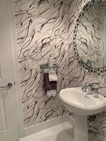 1 N Ocean Blvd 1004, Pompano Beach, FL 33062