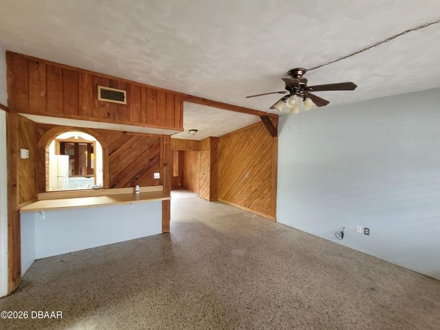 2240 Nottingham Road, South Daytona, FL 32119