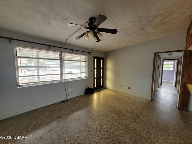 2240 Nottingham Road, South Daytona, FL 32119