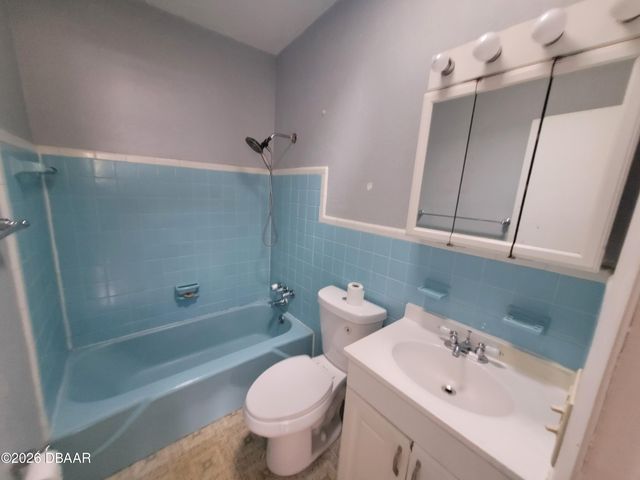 2240 Nottingham Road, South Daytona, FL 32119