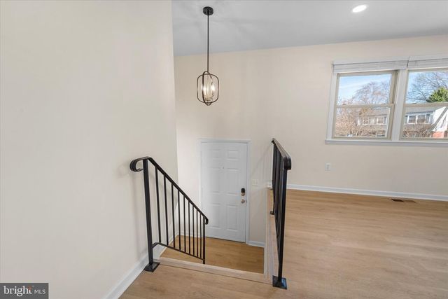 13899 MONTOCLAIR LN, Woodbridge, VA 22193