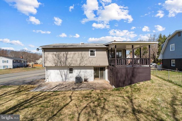 13899 MONTOCLAIR LN, Woodbridge, VA 22193