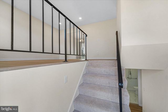 13899 MONTOCLAIR LN, Woodbridge, VA 22193