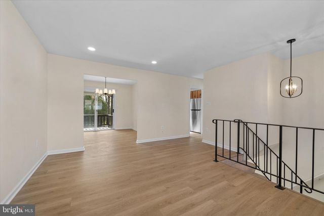 13899 MONTOCLAIR LN, Woodbridge, VA 22193