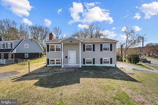 13899 MONTOCLAIR LN, Woodbridge, VA 22193
