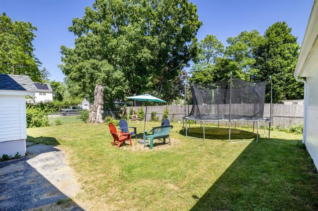 352 High Street, Somersworth, NH 03878