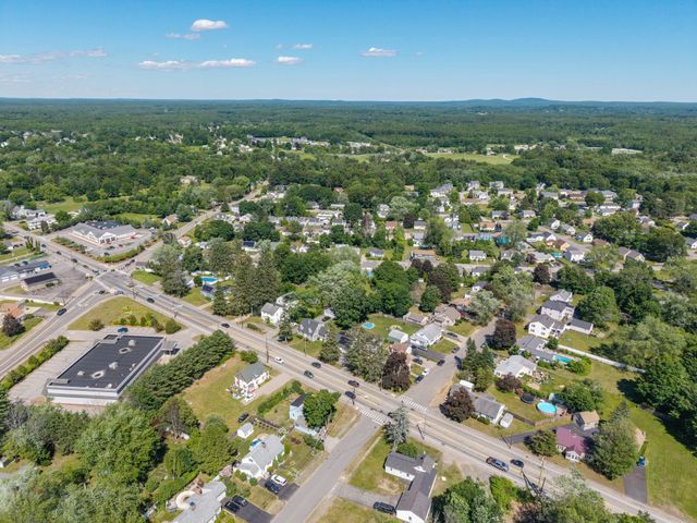 352 High Street, Somersworth, NH 03878
