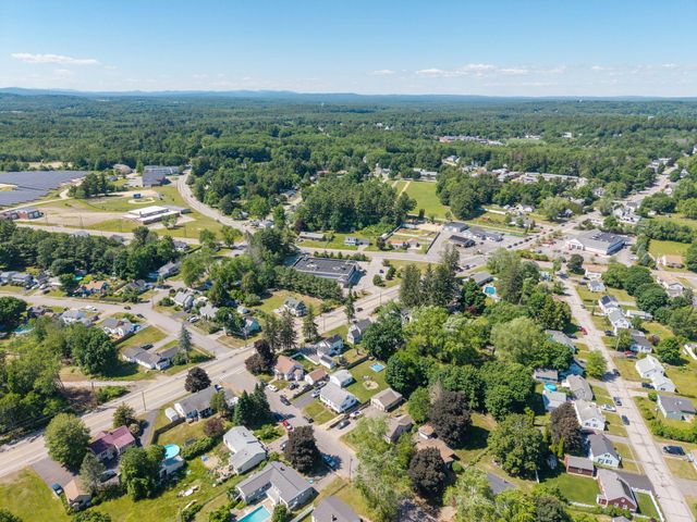 352 High Street, Somersworth, NH 03878