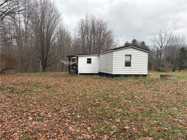 499 Baldwin Road, Volney, NY 13069