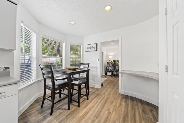 301 Poplar Hill Ct, Nashville, TN 37214