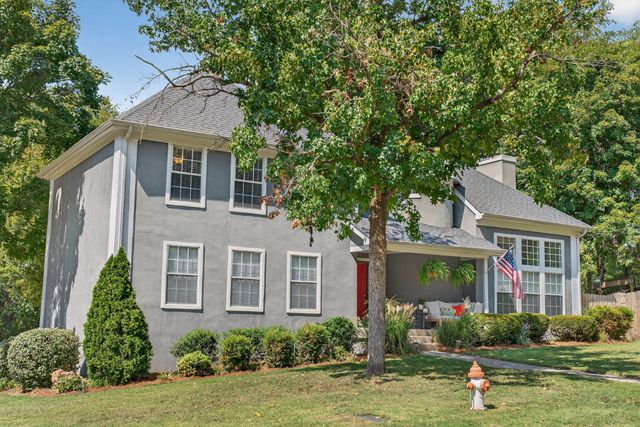 301 Poplar Hill Ct, Nashville, TN 37214