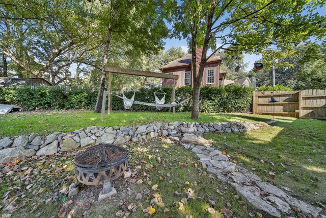 301 Poplar Hill Ct, Nashville, TN 37214