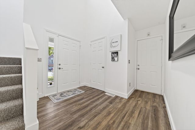 301 Poplar Hill Ct, Nashville, TN 37214