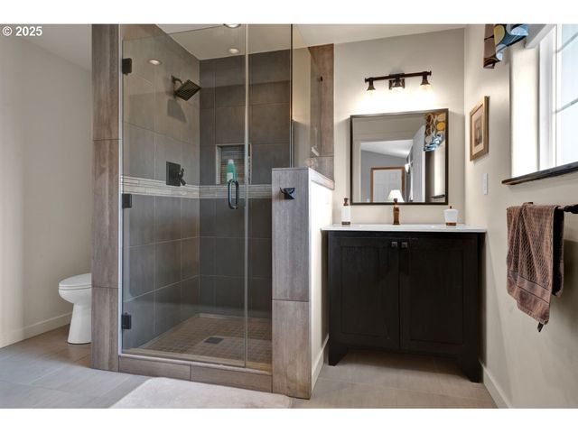 34 Wild Winds St, Florence, OR 97439