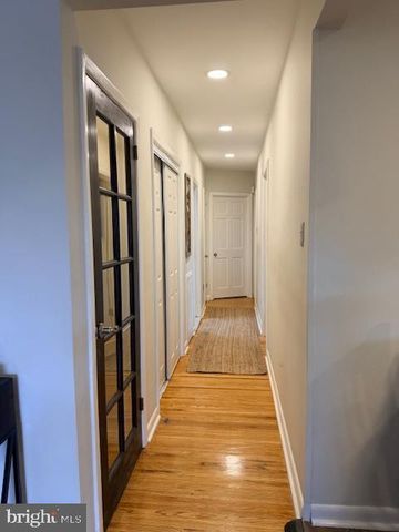 9988 WOODFERN RD, Philadelphia, PA 19115