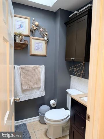 9988 WOODFERN RD, Philadelphia, PA 19115