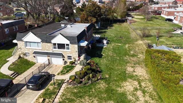 9988 WOODFERN RD, Philadelphia, PA 19115