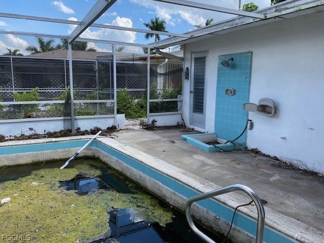 657 Coral DR, Cape Coral, FL 33904