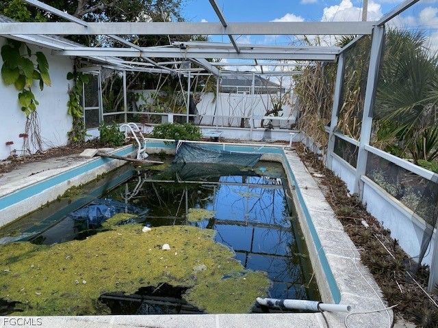 657 Coral DR, Cape Coral, FL 33904