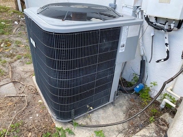 657 Coral DR, Cape Coral, FL 33904