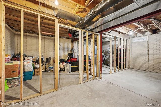 1649 S Pasadena Avenue, Ypsilanti, MI 48198