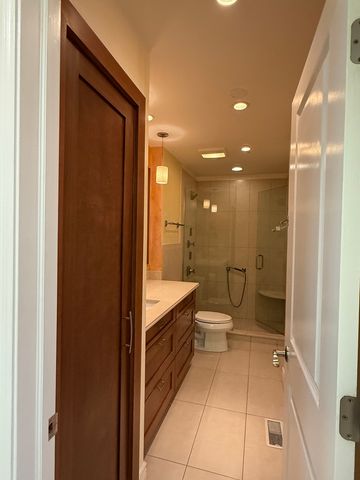 60 S Dee Road G, Park Ridge, IL 60068