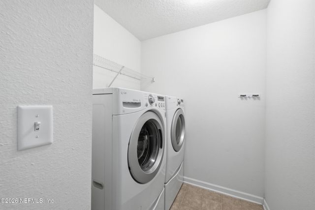 12146 ALEXANDRA Drive, Jacksonville, FL 32218