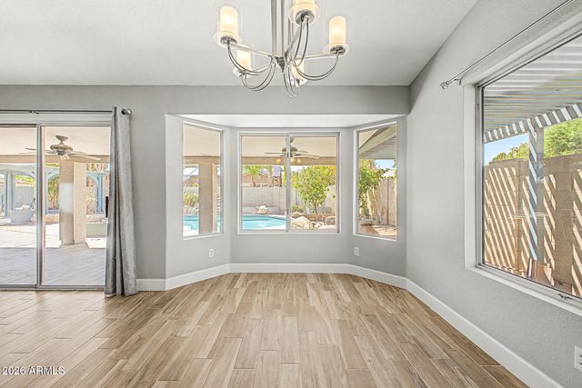 9139 W PARADISE Lane, Peoria, AZ 85382