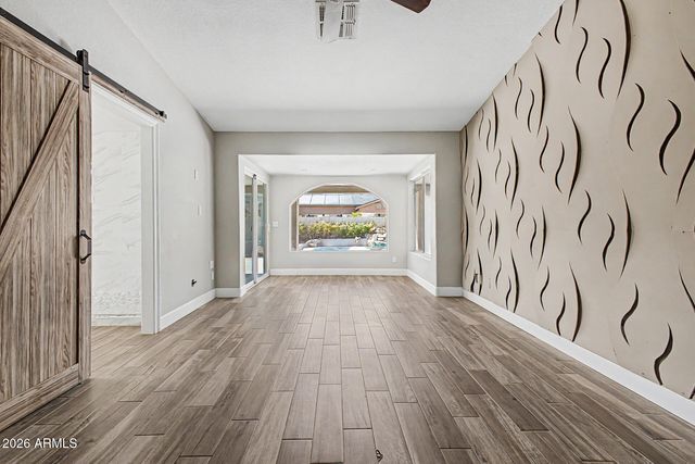 9139 W PARADISE Lane, Peoria, AZ 85382
