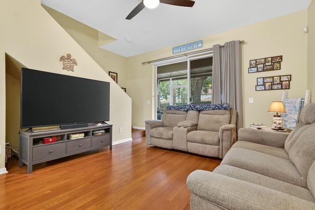 10951 WINTER CREST DRIVE, Riverview, FL 33569