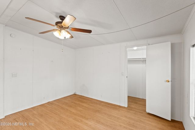 110 HILL TOP Loop, Hawthorne, FL 32640