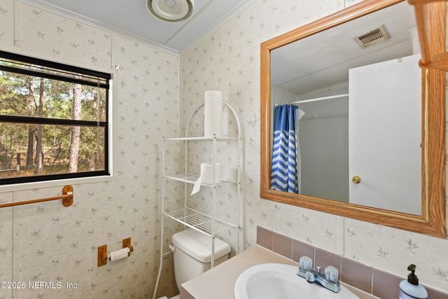 110 HILL TOP Loop, Hawthorne, FL 32640