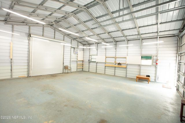 110 HILL TOP Loop, Hawthorne, FL 32640