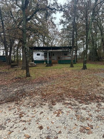 225 County Road 1975, Yantis, TX 75497