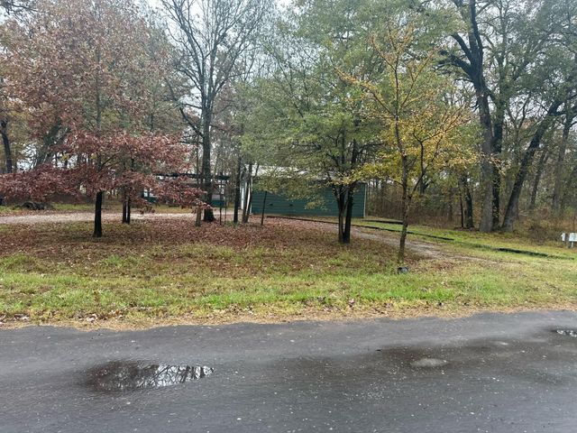 225 County Road 1975, Yantis, TX 75497